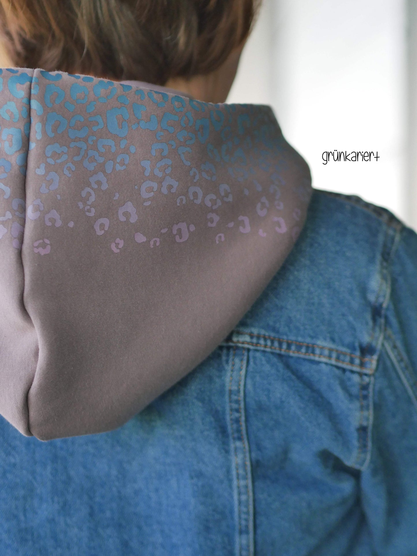 #9 Mystic Ocean | Petrol – Violett | LEO Classic Outline – Farbverlauf VTB