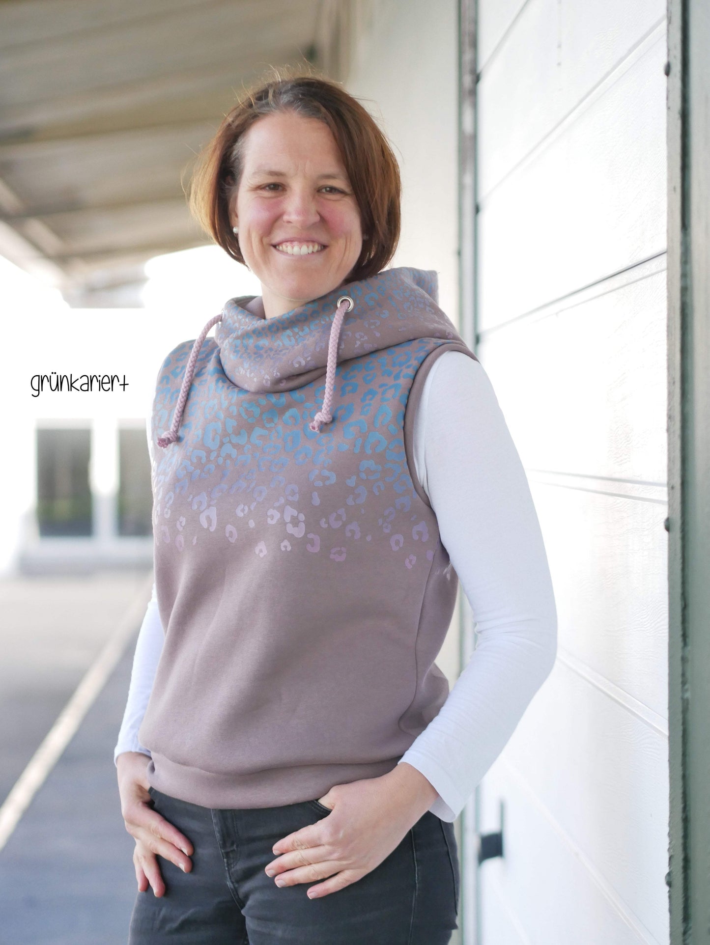 #9 Mystic Ocean | Petrol – Violett | LEO Classic Outline – Farbverlauf VTB
