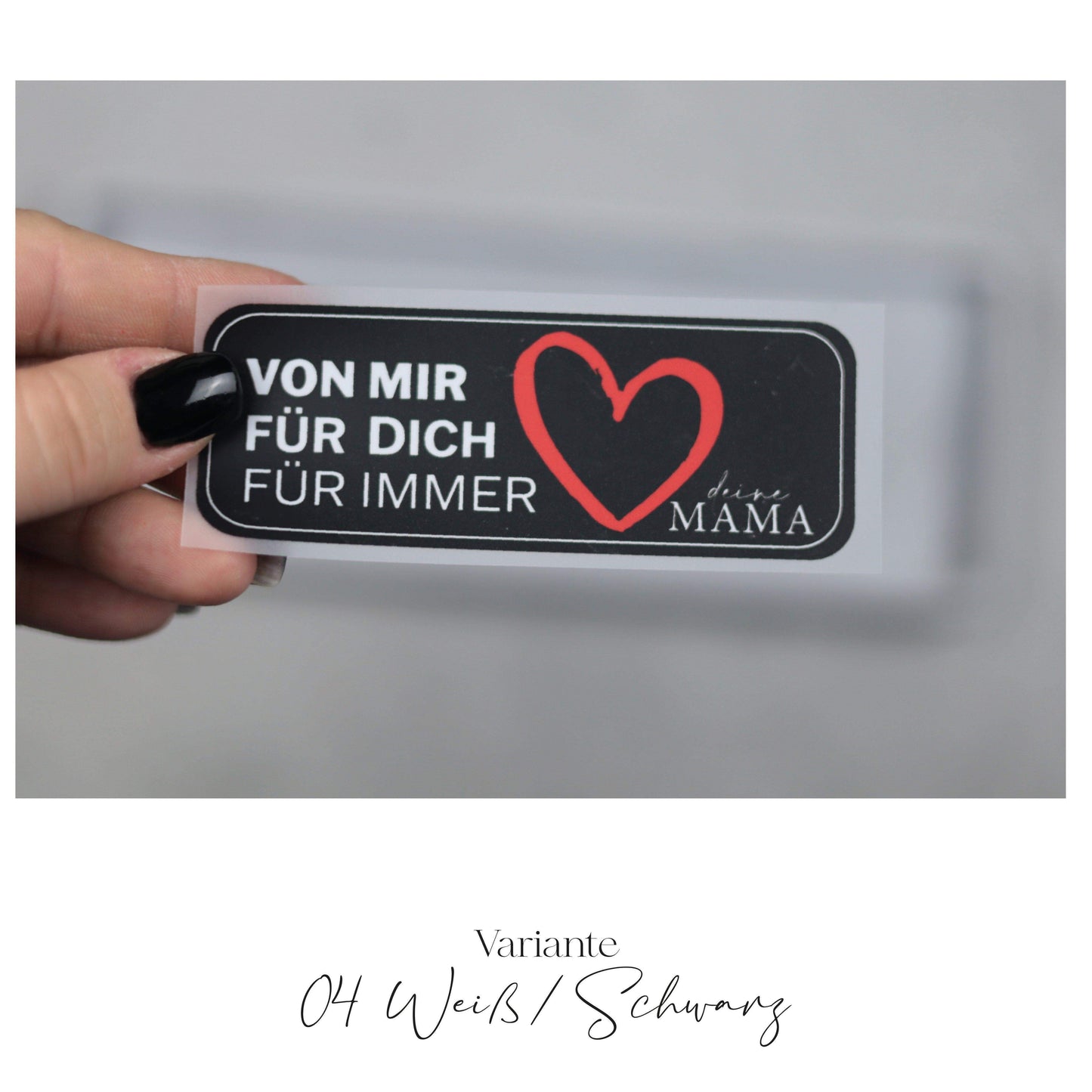 Entdecke unsere stylischen Größenlabels als Bügelbilder für Statement-Jacken! Einfach aufzubügeln, langlebig und perfekt für individuelle DIY-Projekte. Verleihe Deinen Jacken eine persönliche Note und sorge für klare Größenangaben. Jetzt online kaufen!