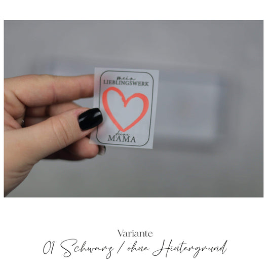 Entdecke unsere stylischen Größenlabels als Bügelbilder für Statement-Jacken! Einfach aufzubügeln, langlebig und perfekt für individuelle DIY-Projekte. Verleihe Deinen Jacken eine persönliche Note und sorge für klare Größenangaben. Jetzt online kaufen!