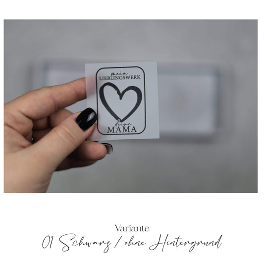 Entdecke unsere stylischen Größenlabels als Bügelbilder für Statement-Jacken! Einfach aufzubügeln, langlebig und perfekt für individuelle DIY-Projekte. Verleihe Deinen Jacken eine persönliche Note und sorge für klare Größenangaben. Jetzt online kaufen!