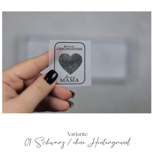 Entdecke unsere stylischen Größenlabels als Bügelbilder für Statement-Jacken! Einfach aufzubügeln, langlebig und perfekt für individuelle DIY-Projekte. Verleihe Deinen Jacken eine persönliche Note und sorge für klare Größenangaben. Jetzt online kaufen!
