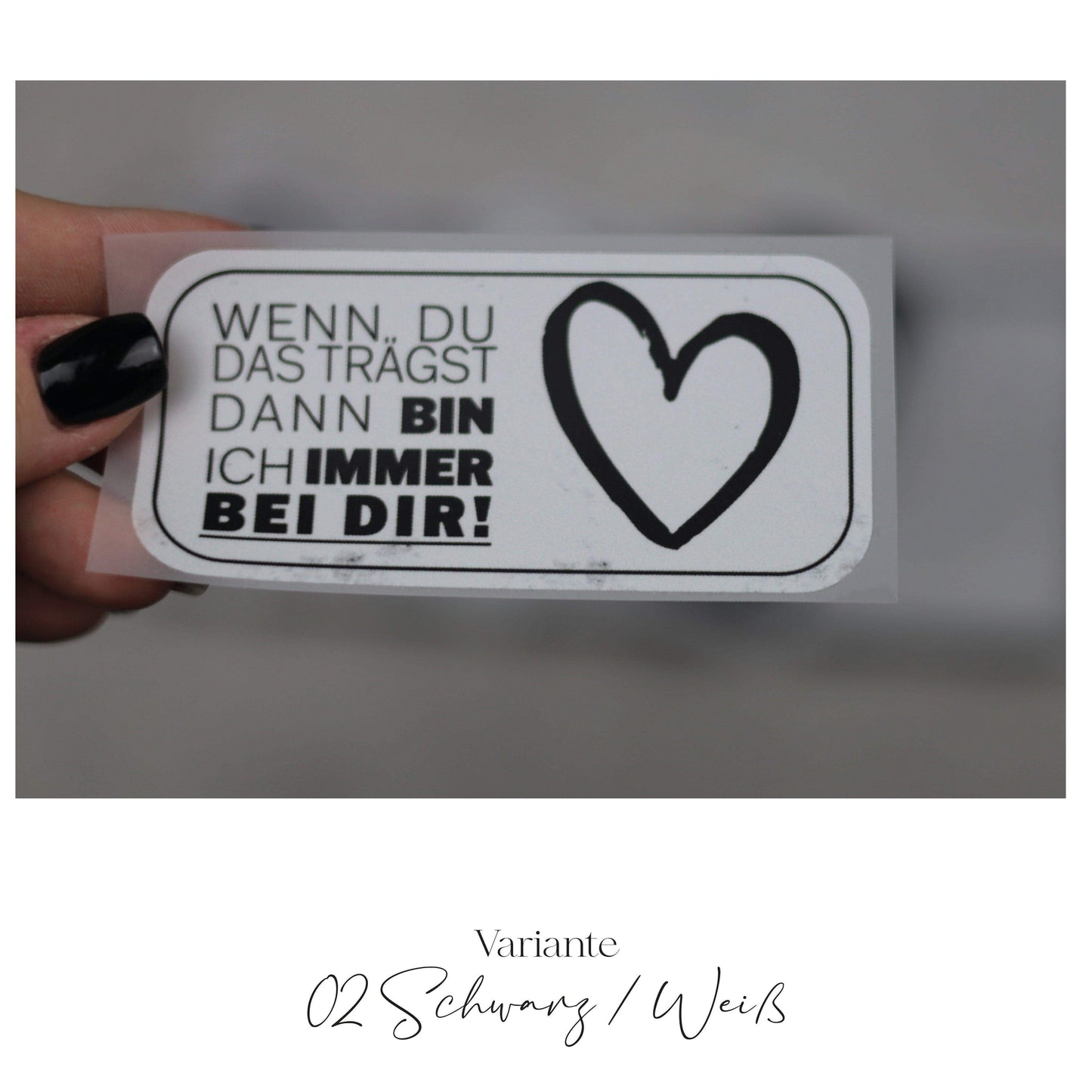 Entdecke unsere stylischen Größenlabels als Bügelbilder für Statement-Jacken! Einfach aufzubügeln, langlebig und perfekt für individuelle DIY-Projekte. Verleihe Deinen Jacken eine persönliche Note und sorge für klare Größenangaben. Jetzt online kaufen!