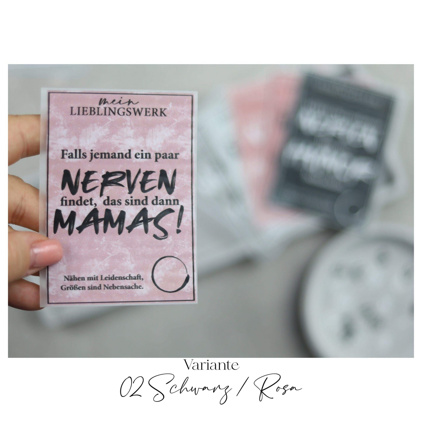 Entdecke unsere stylischen Größenlabels als Bügelbilder für Statement-Jacken! Einfach aufzubügeln, langlebig und perfekt für individuelle DIY-Projekte. Verleihe Deinen Jacken eine persönliche Note und sorge für klare Größenangaben. Jetzt online kaufen!