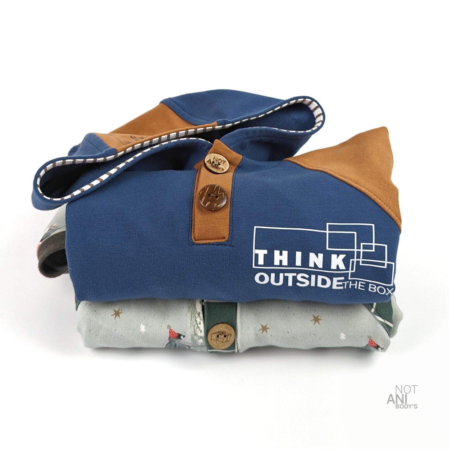 Bügelbild "Think outside the box" - Alisa von WPS | Werkplan Schnittmanufaktur