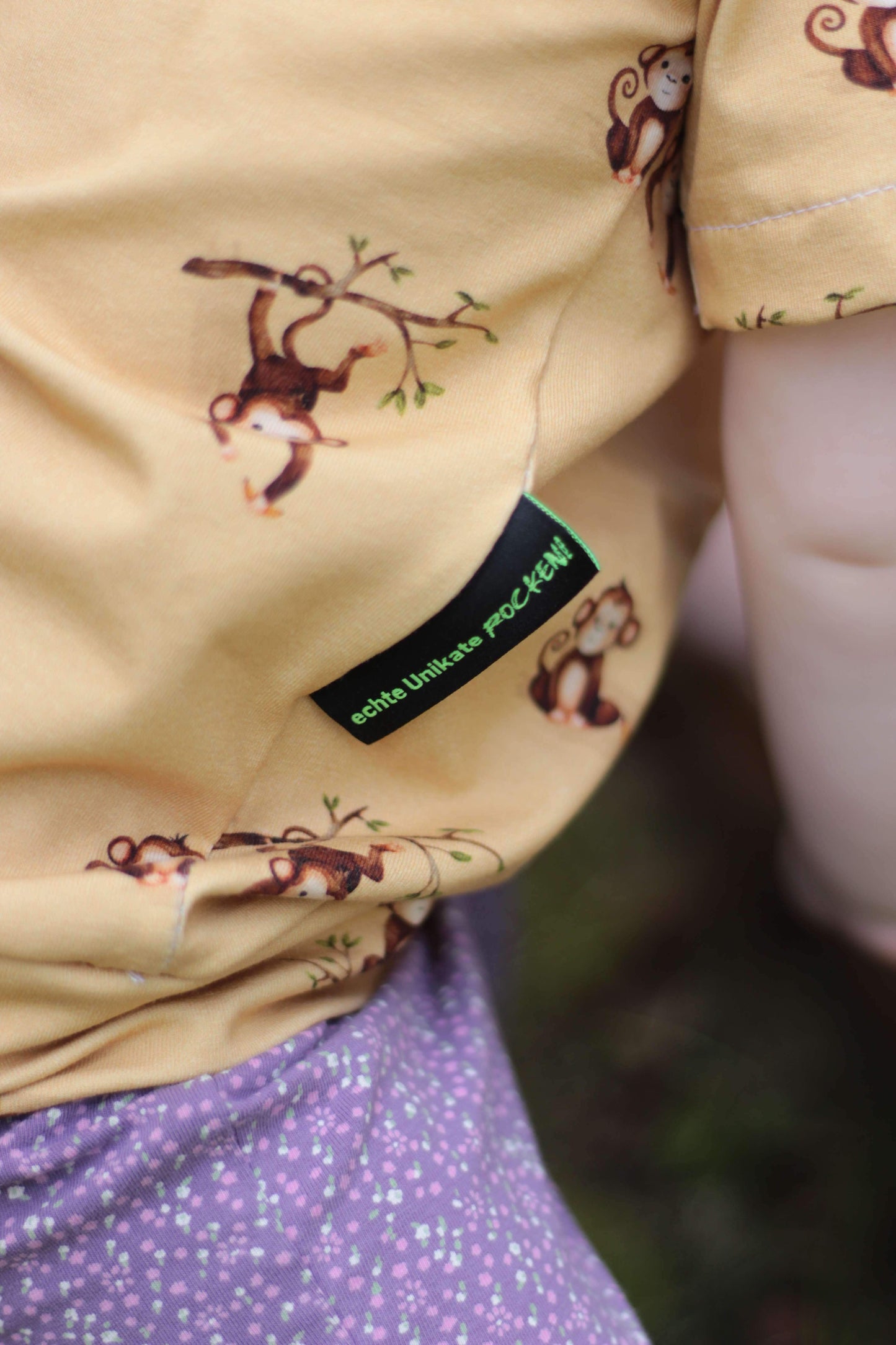 Entdecke unsere auffälligen Statement Weblabels! Perfekt für individuelle DIY-Projekte und einzigartige Modekreationen. Hochwertig, langlebig und einfach anzubringen. Verleihe Deinen Designs eine besondere Note mit unseren trendigen Labels. Jetzt online b