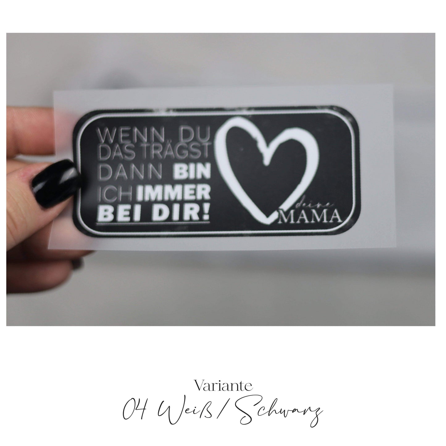 Entdecke unsere stylischen Größenlabels als Bügelbilder für Statement-Jacken! Einfach aufzubügeln, langlebig und perfekt für individuelle DIY-Projekte. Verleihe Deinen Jacken eine persönliche Note und sorge für klare Größenangaben. Jetzt online kaufen!