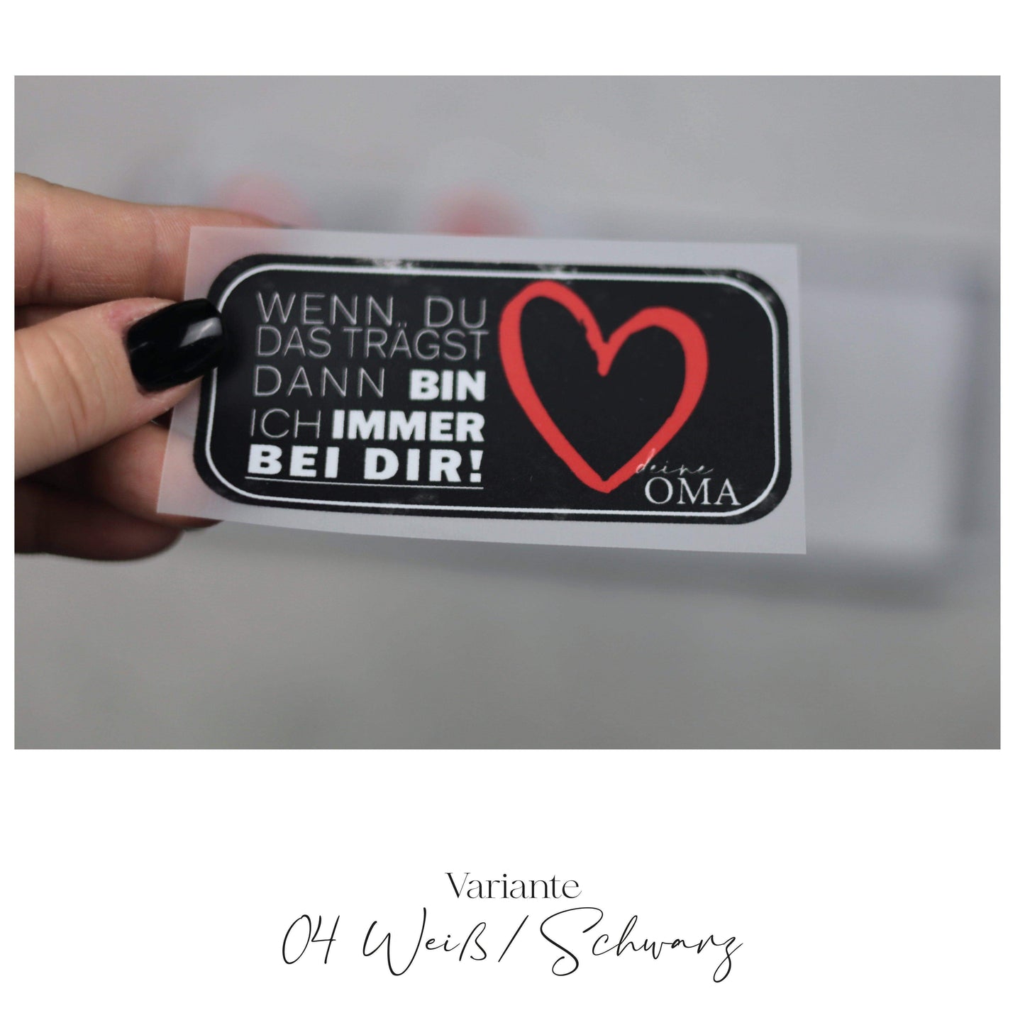 Entdecke unsere stylischen Größenlabels als Bügelbilder für Statement-Jacken! Einfach aufzubügeln, langlebig und perfekt für individuelle DIY-Projekte. Verleihe Deinen Jacken eine persönliche Note und sorge für klare Größenangaben. Jetzt online kaufen!