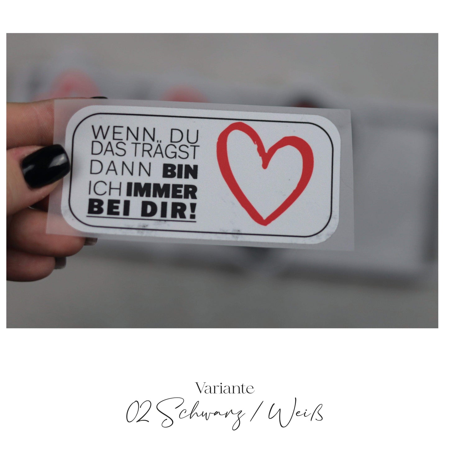 Entdecke unsere stylischen Größenlabels als Bügelbilder für Statement-Jacken! Einfach aufzubügeln, langlebig und perfekt für individuelle DIY-Projekte. Verleihe Deinen Jacken eine persönliche Note und sorge für klare Größenangaben. Jetzt online kaufen!