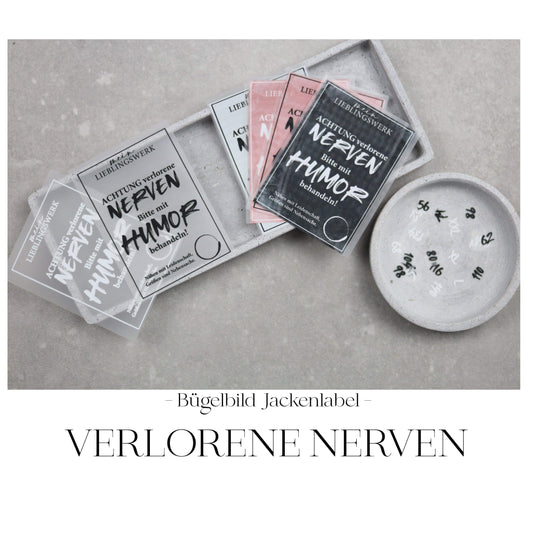 Entdecke unsere stylischen Größenlabels als Bügelbilder für Statement-Jacken! Einfach aufzubügeln, langlebig und perfekt für individuelle DIY-Projekte. Verleihe Deinen Jacken eine persönliche Note und sorge für klare Größenangaben. Jetzt online kaufen!