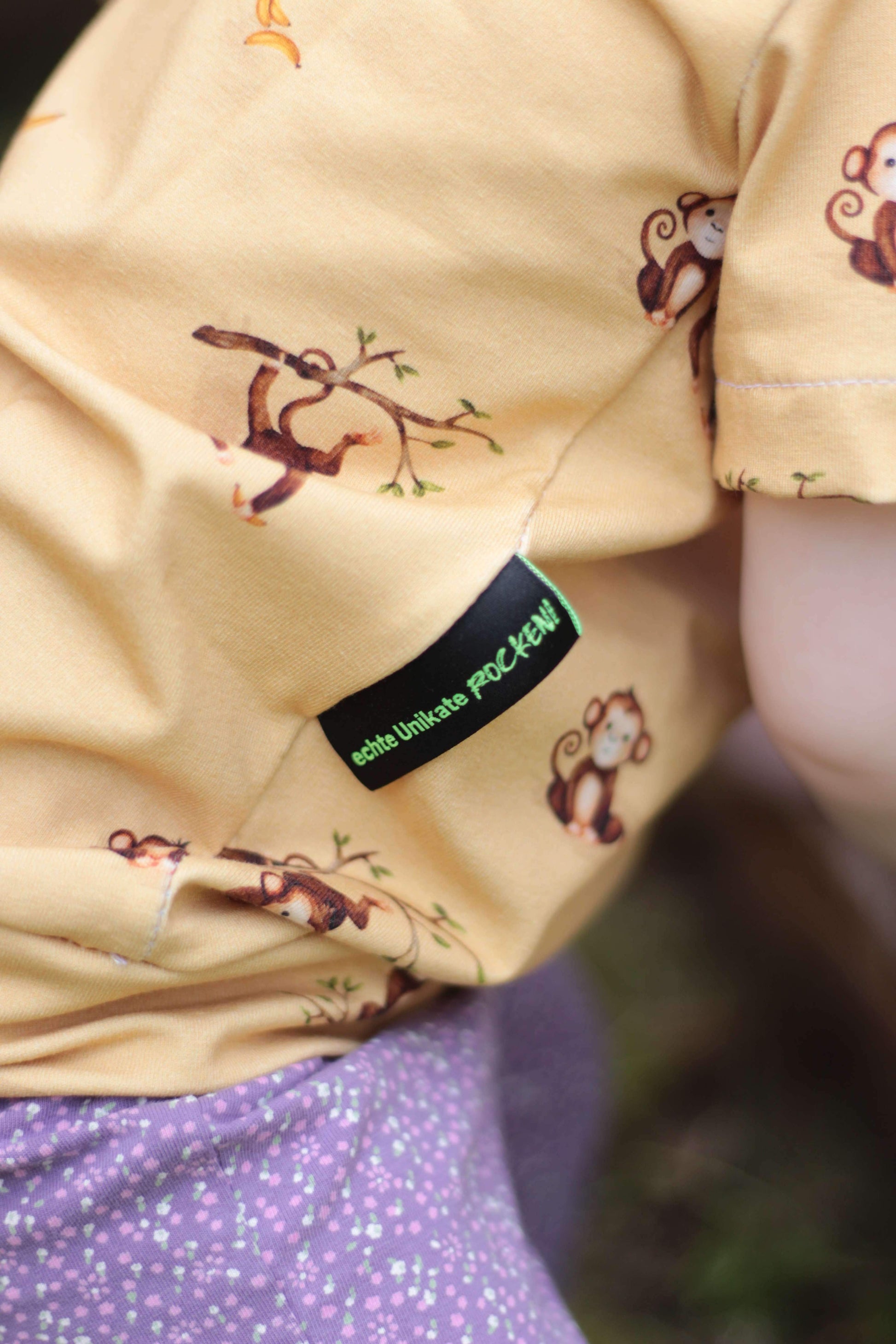 Entdecke unsere auffälligen Statement Weblabels! Perfekt für individuelle DIY-Projekte und einzigartige Modekreationen. Hochwertig, langlebig und einfach anzubringen. Verleihe Deinen Designs eine besondere Note mit unseren trendigen Labels. Jetzt online b